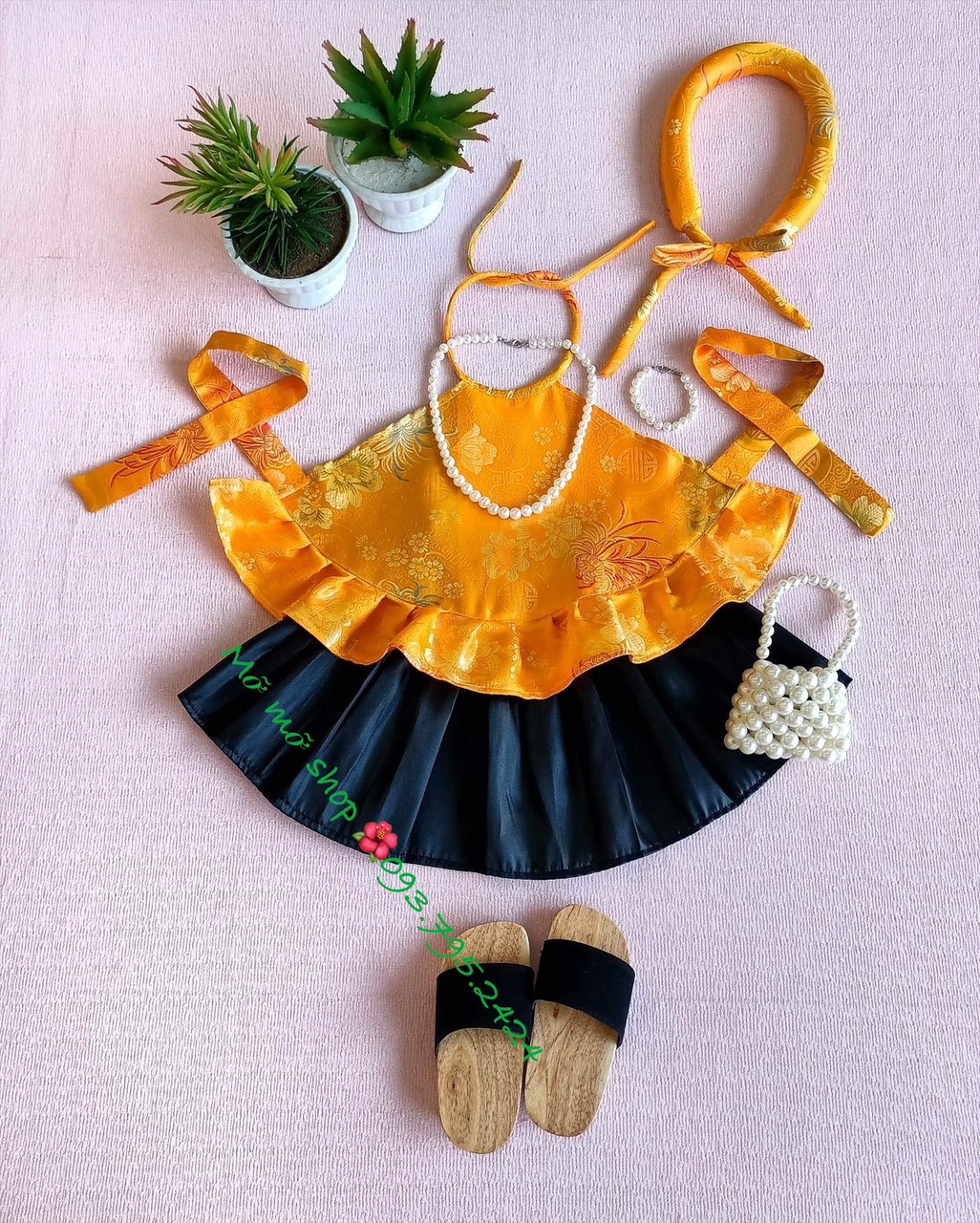 SET YẾM XOÈ KÈM MẤN