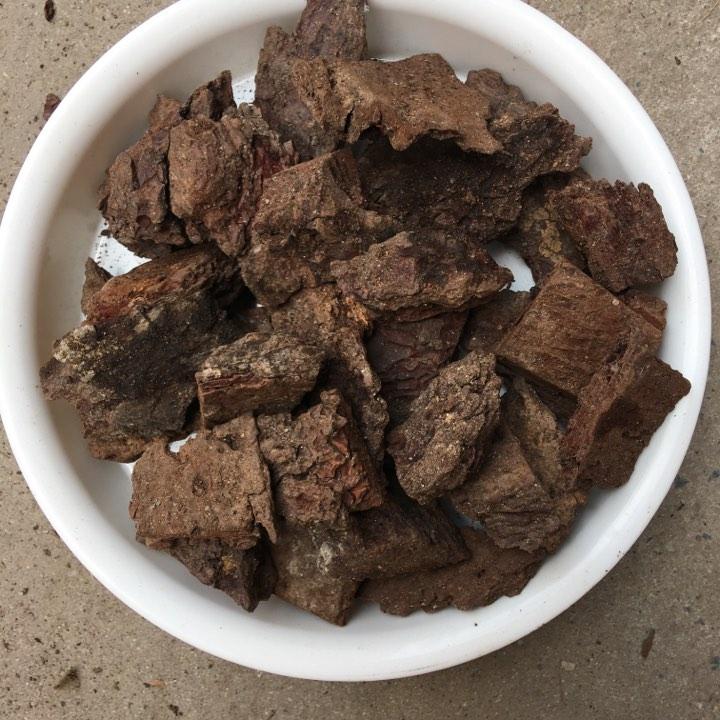 Combo chậu và vỏ thông trồng lan (2kg vỏ thông, 10 chậu lan giả gỗ fi 25, 10 móc kẽm treo chậu)