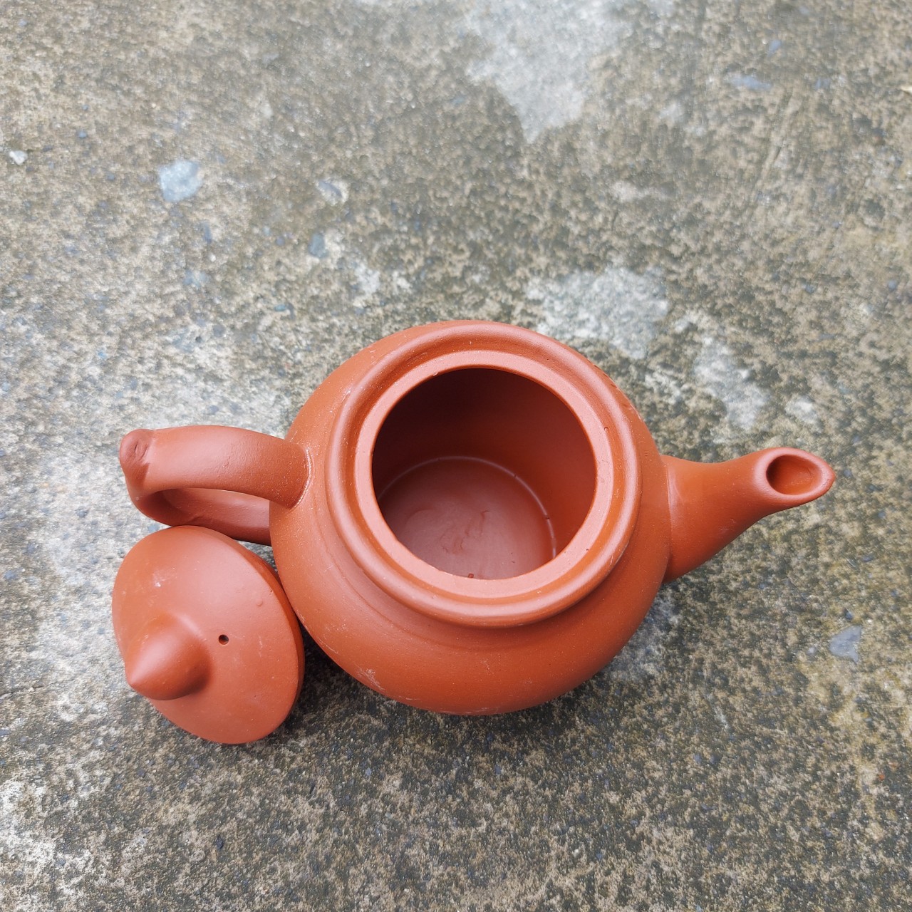 Bat Trang Terracotta Teapot in Reddish Brown Color (Single Pot)