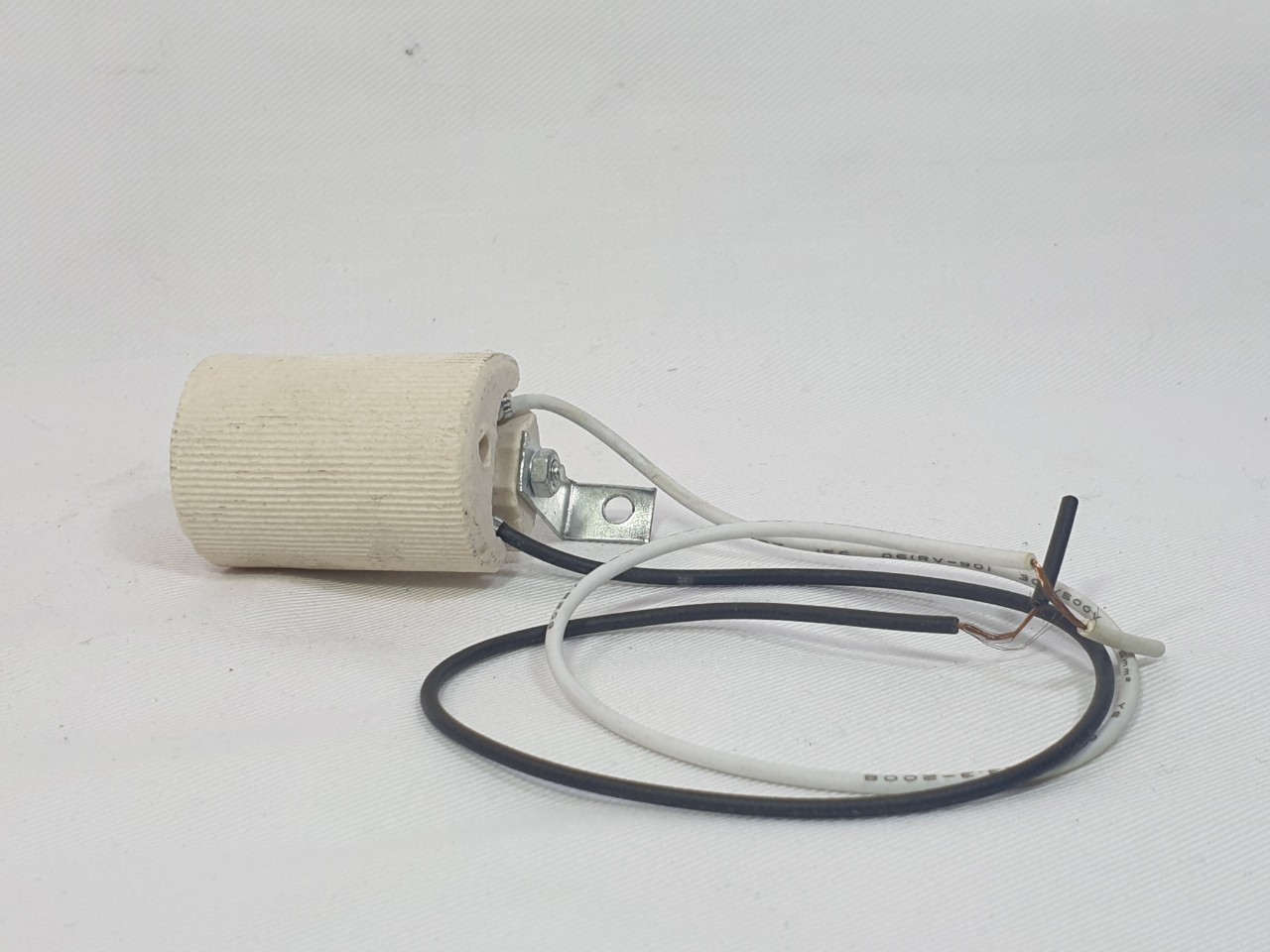 Đuôi đèn sứ E14 đui sứ có dây