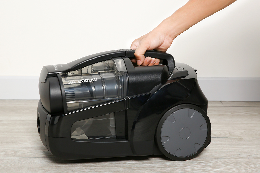 Máy hút bụi Panasonic MC-CL575KN49 2000W chính hãng
