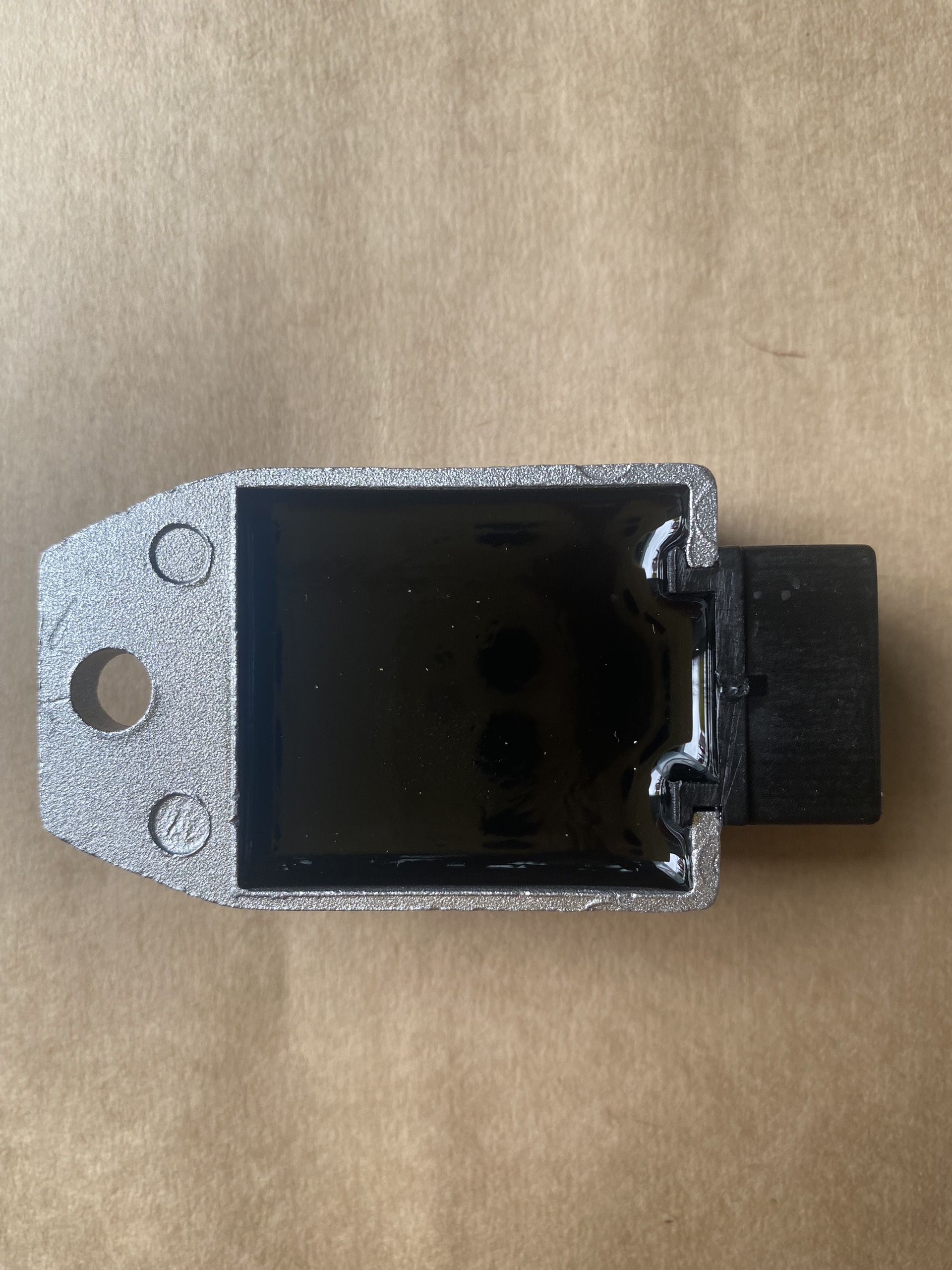 Cục sạc Shark độ zin cho xe Wave 100cc.