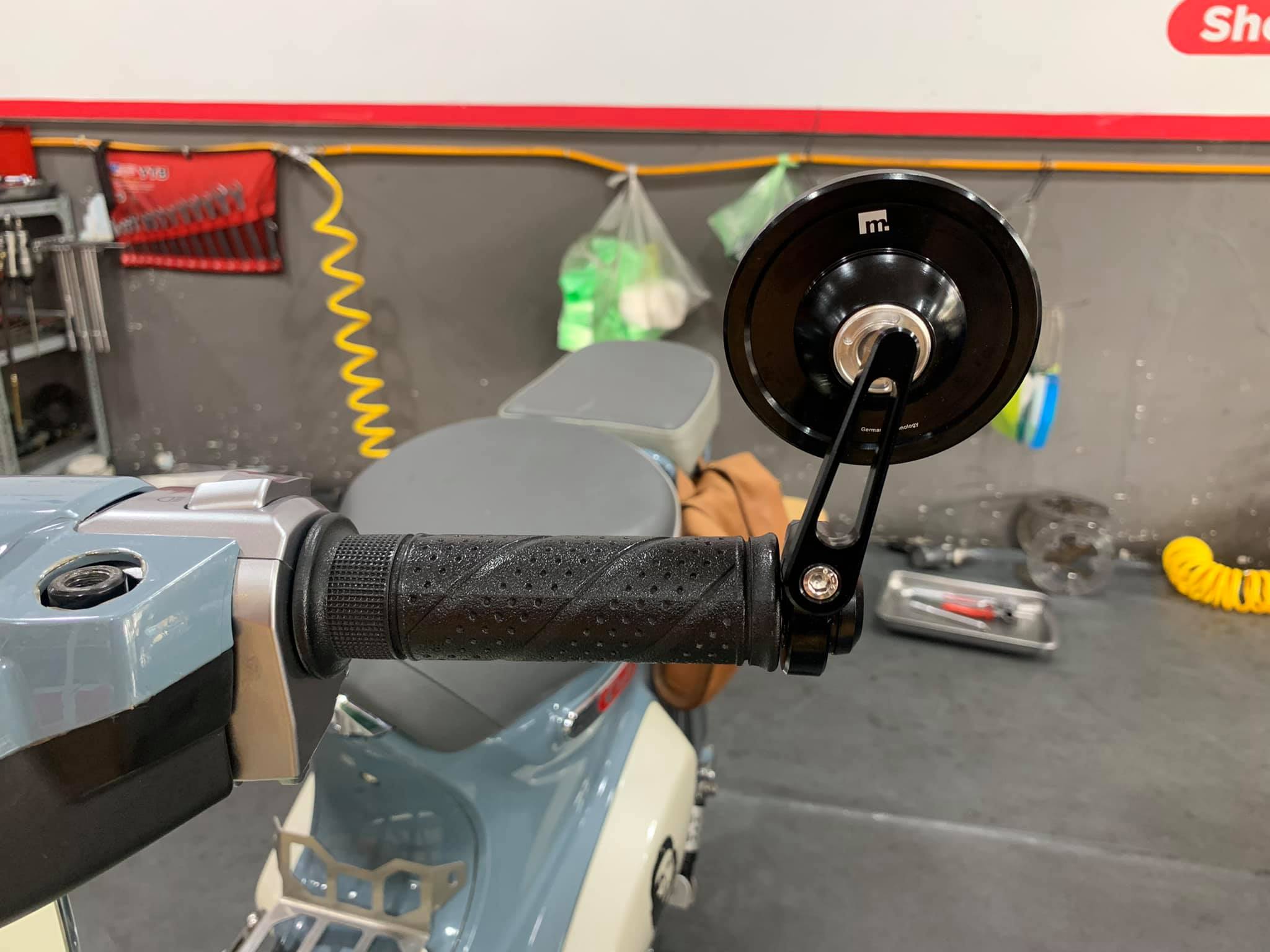 Kính gù Motogadget tròn