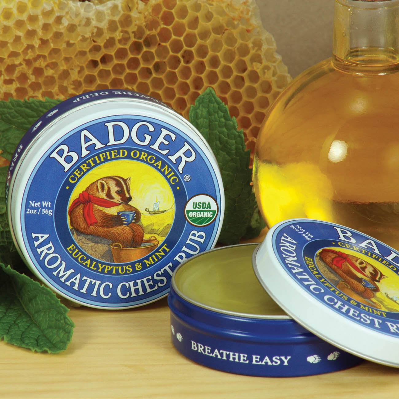 Sáp Bôi Ấm Ngực Hữu Cơ BADGER phù hợp cho cả trẻ em và người lớn tuổi - 56gr