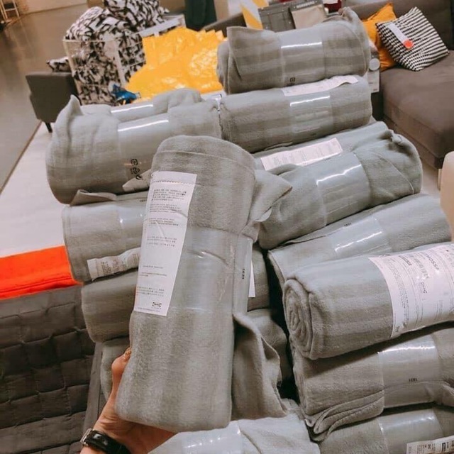 Chăn kẻ ikea siêu nhẹ , chăn đắp văn phòng