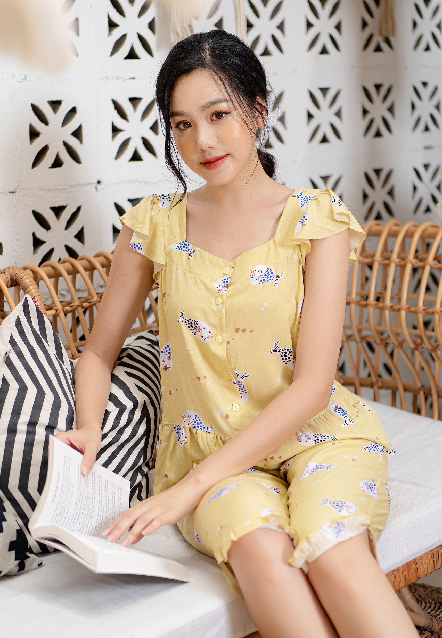 Bộ lửng lanh lụa vàng cốm Mila 20LHL056VA