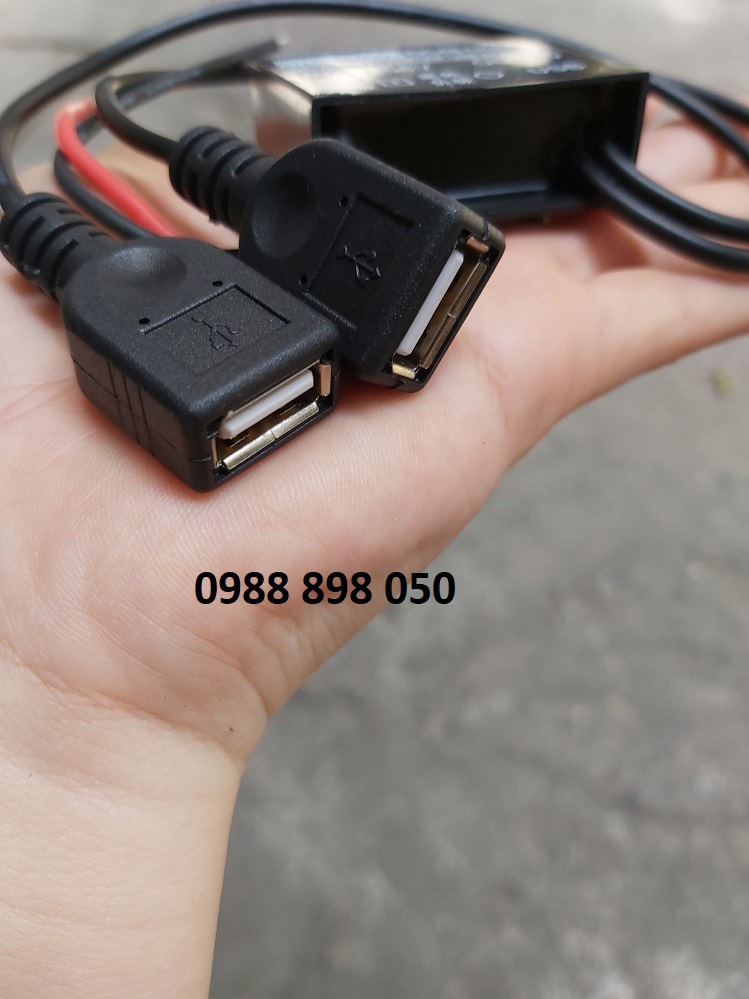 Bộ hạ áp 12v sang 5v ra cổng sạc usb loại tốt