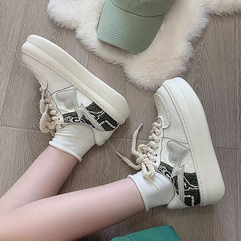 [Tặng dây giày] giày thể thao nữ đế cao hình trái tim