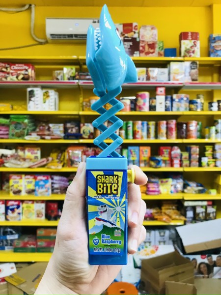 [SHARK BITE] Kẹo Đồ Chơi Cá Mập SHARK BITE Dành Cho Các Bé (Giao Mẫu Ngẫu Nhiên)