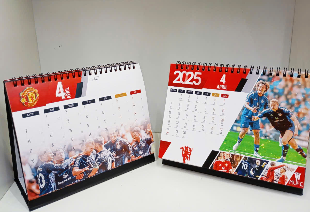 Lịch để bàn MU năm 2026