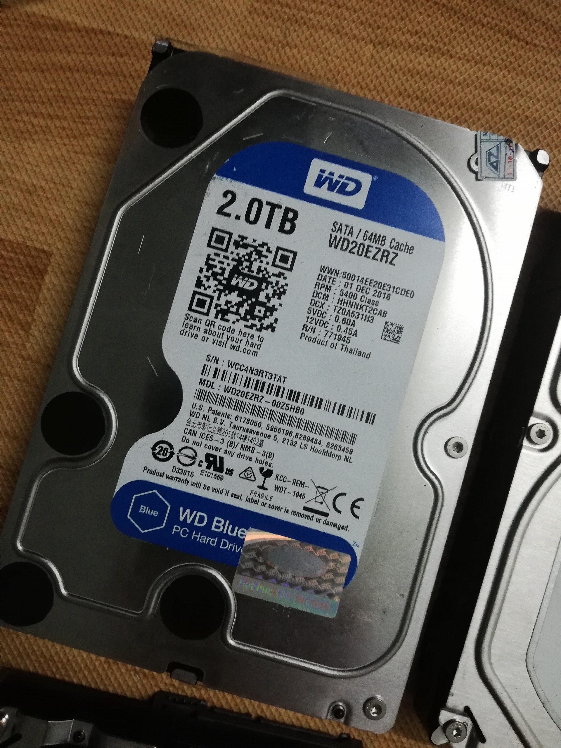 Ổ cứng 2TB Seagate/WD Green cho khách backup