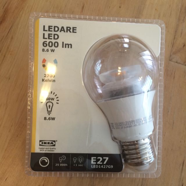 Bóng đèn ánh sáng vàng LEDARE LED 600lm-E27 (chính hãng)
