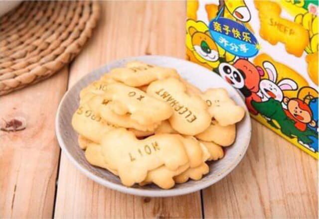 Bánh ăn dặm hình thú GinBis
