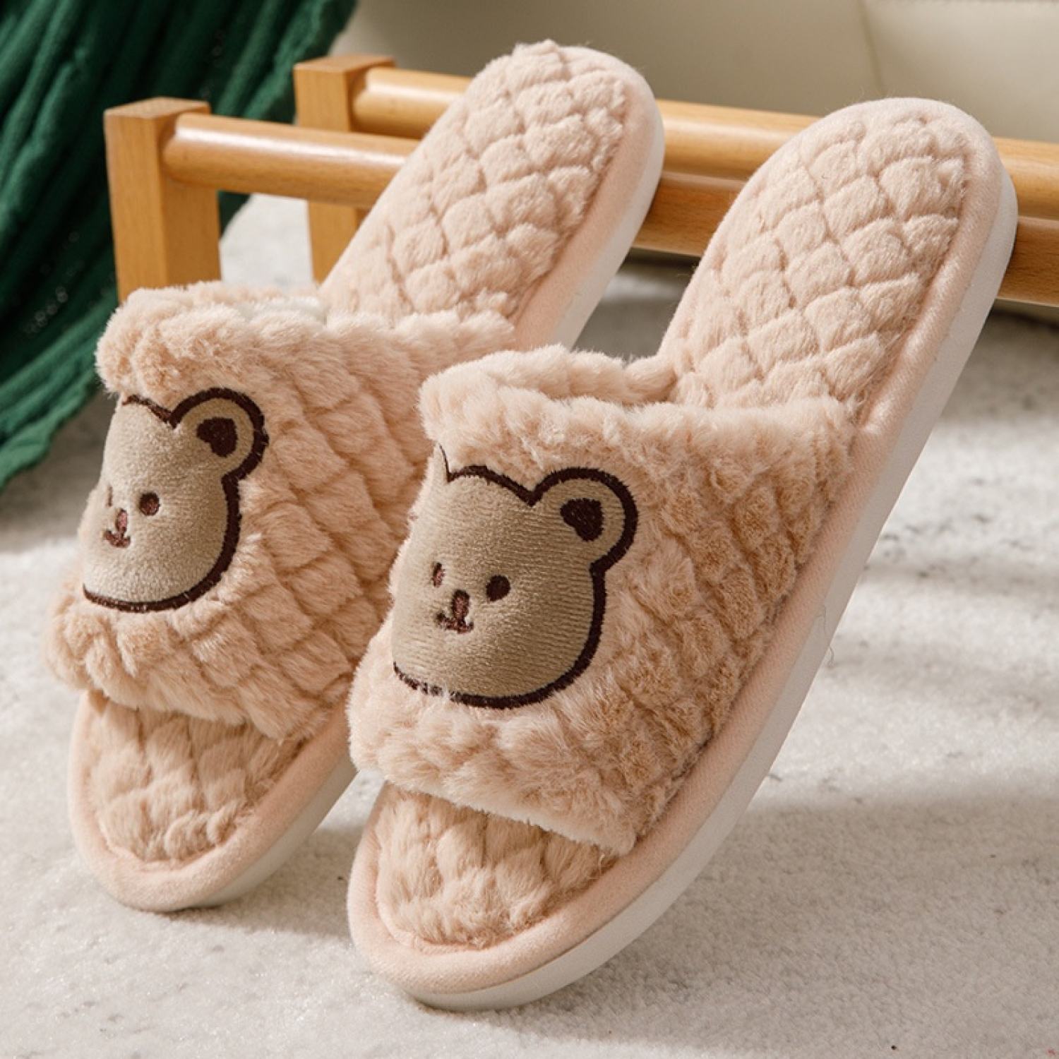 Dép bông hở mũi nữ mẫu Bear