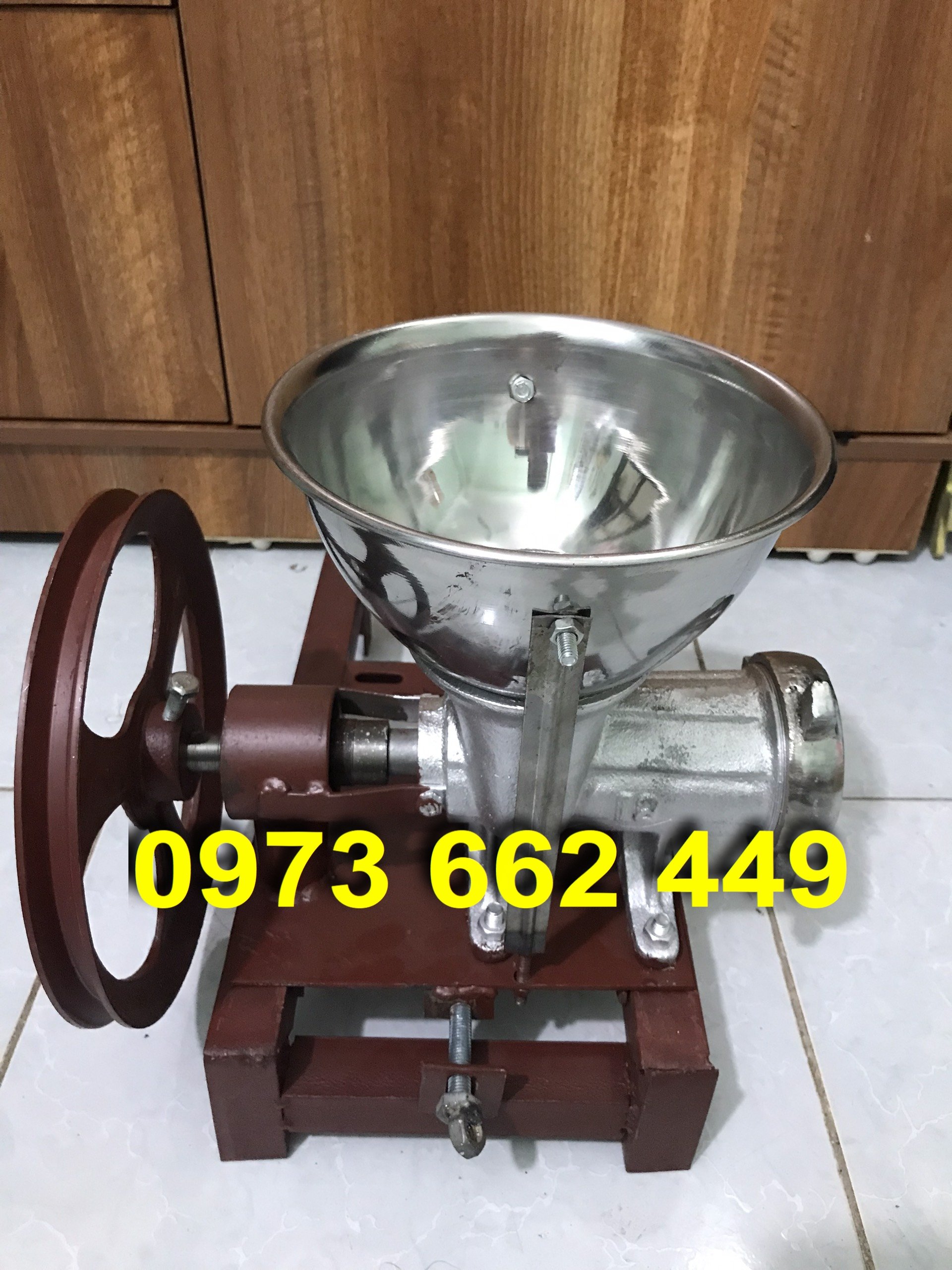 Máy ép đùn cám viên 2ly-3ly cho chim, cho gà