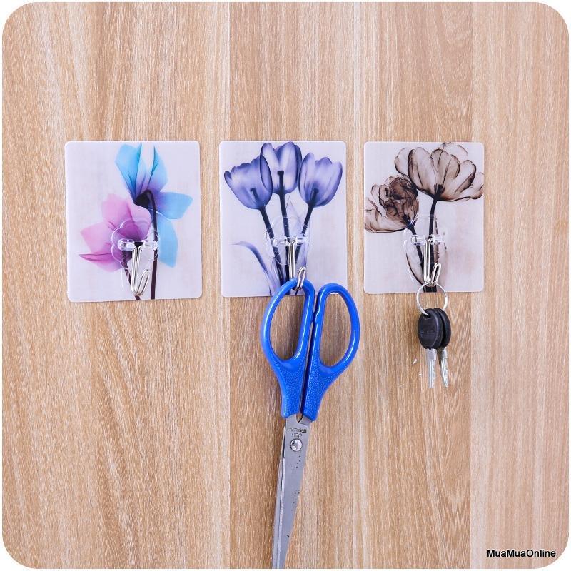 Set of 5 Super Sticky 3D Wall Hangers, Convenient