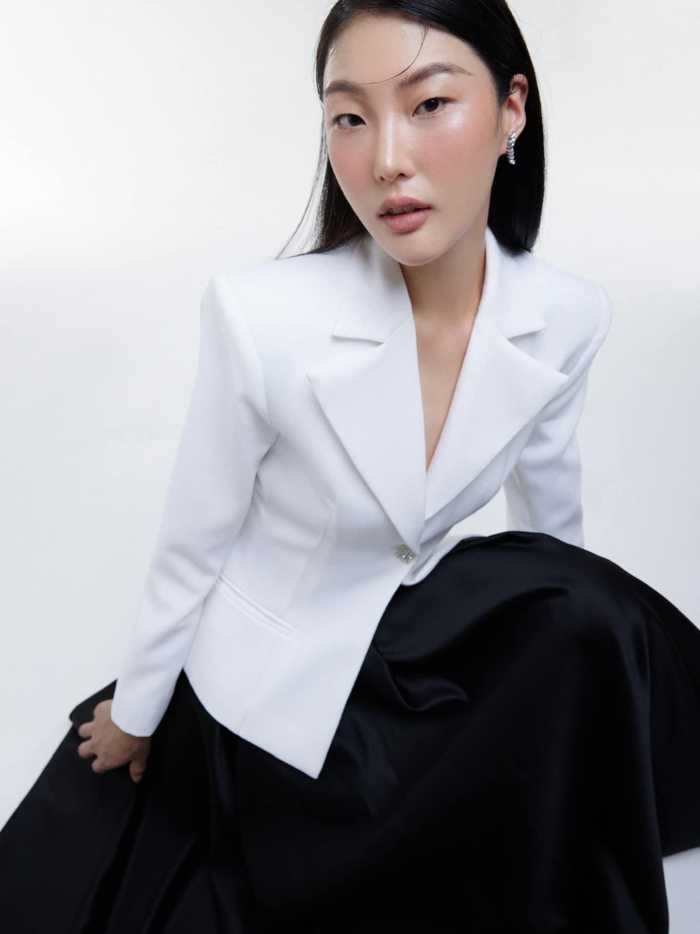 TRIO JI Blazer thiết kế DELWYN Blazer