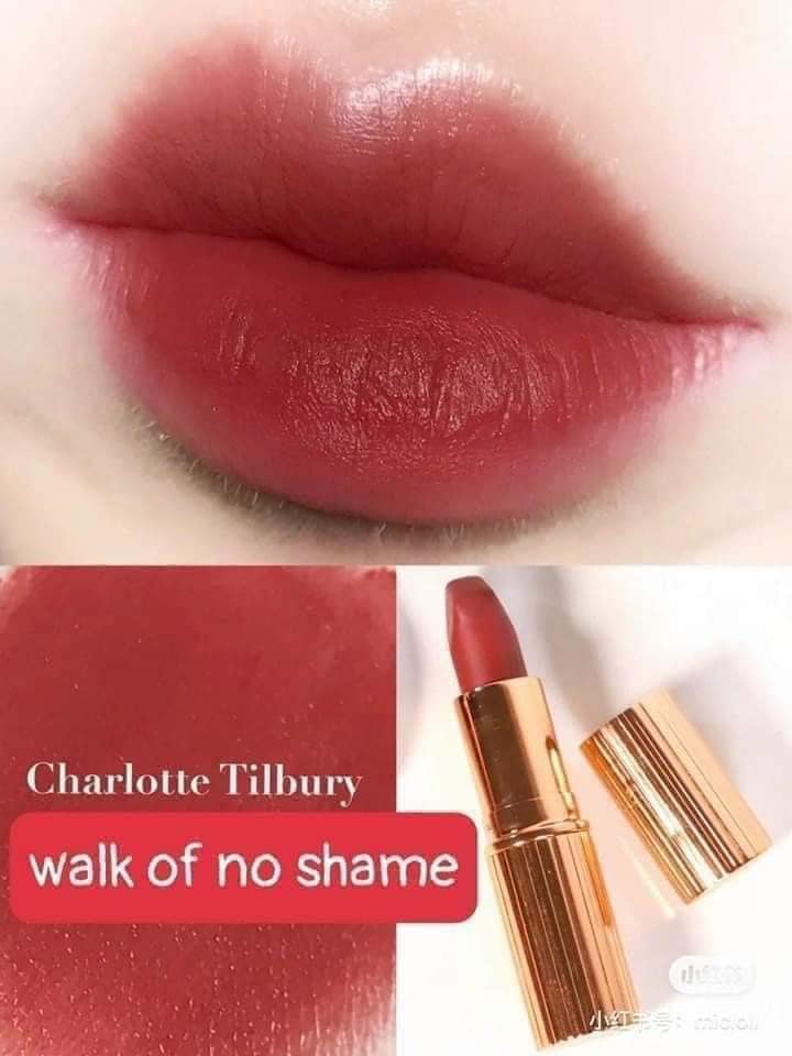 son Charlotte Tilbury Walk