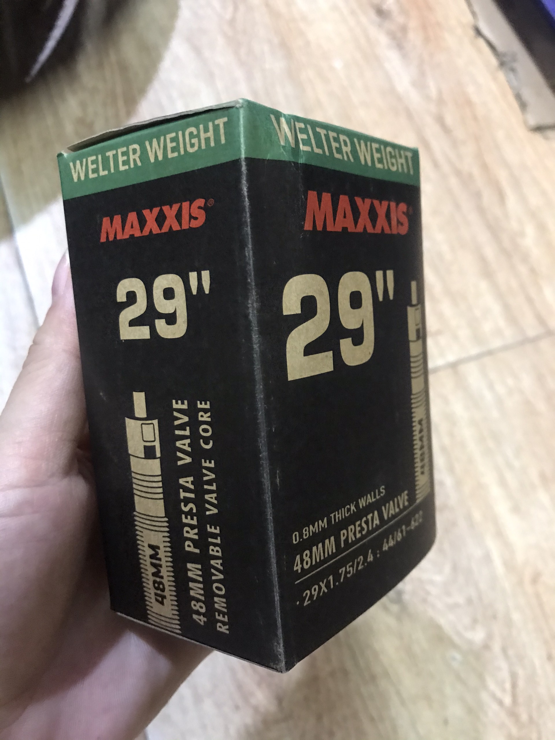 Săm Maxxis 29x1.752.5 Van gạo 48L cho xe đạp