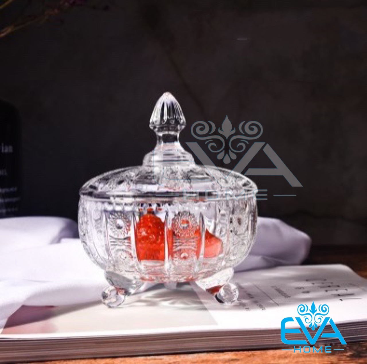 Thố Mứt Thuỷ Tinh Pha Lê 3 Chân Hoạ Tiết Hoa Nổi Nhỏ Flower Engraved Glass Candy Jar Sang Trọng / Thố Mứt Tết Delisoga Tiệp T15