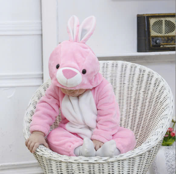 Bộ đồ liền thân bằng lông hình thỏ màu hồng cho bé