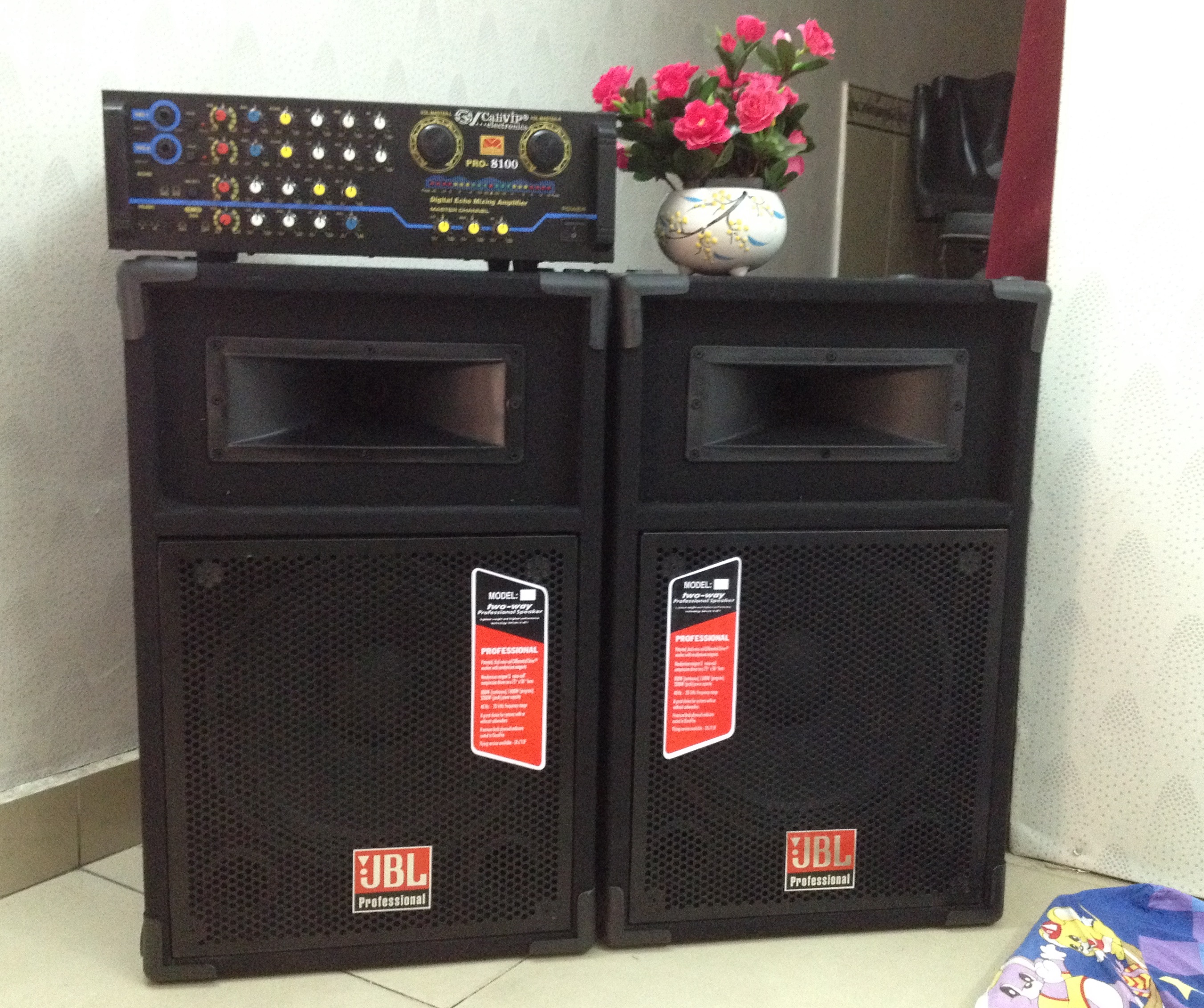 Dàn âm thanh karaoke loa sân khấu Jbell chơi ngoài trời ( Tặng 10 Mét dây loa + Micro ARIRANG )