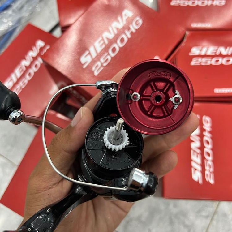 Máy Câu cá Shimano Sienna 4000FE  máy cực khoẻ y hình  (cam kết bán hàng chất lượng có bảo hành)