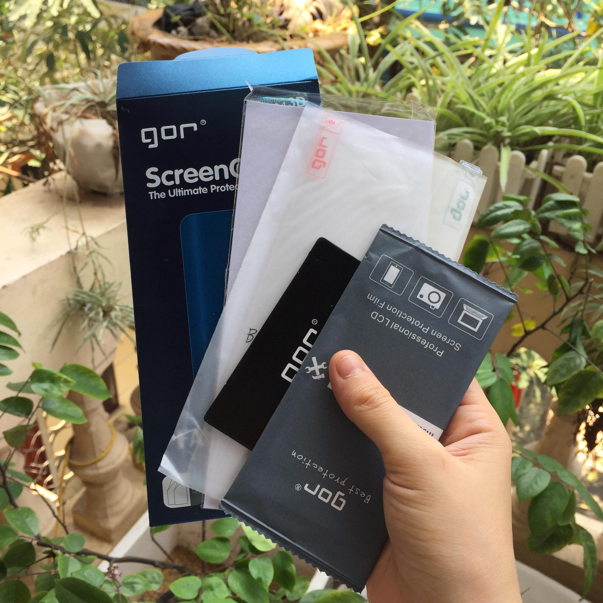 Dán dẻo Gor Samsung Galaxy S20/S20 Plus/ S20 ultra ( 2 Miếng Mặt Trước+1 dán sau cacbon+1 dán camera)