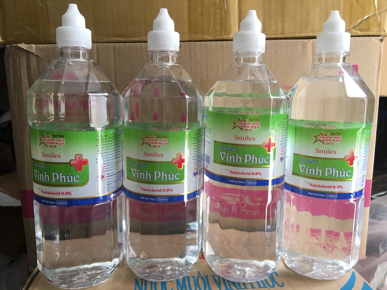 12 chai nước muối sinh lý Vĩnh Phúc 1000ml ( 1 lít )