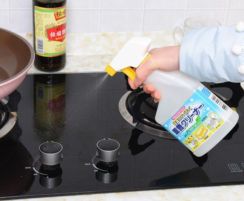 Chai xịt tẩy rửa đa năng baking soda 400ml Rocket - Hàng Nhật