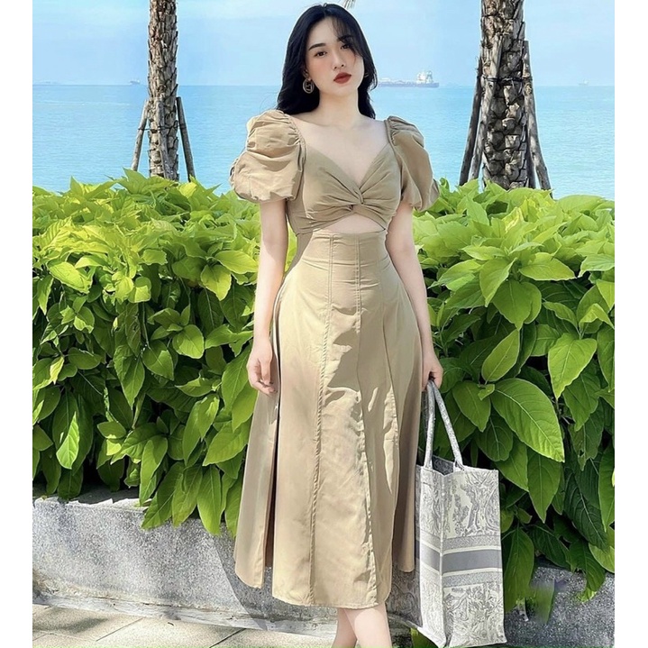 Đầm kem xoắn ngực cut-out