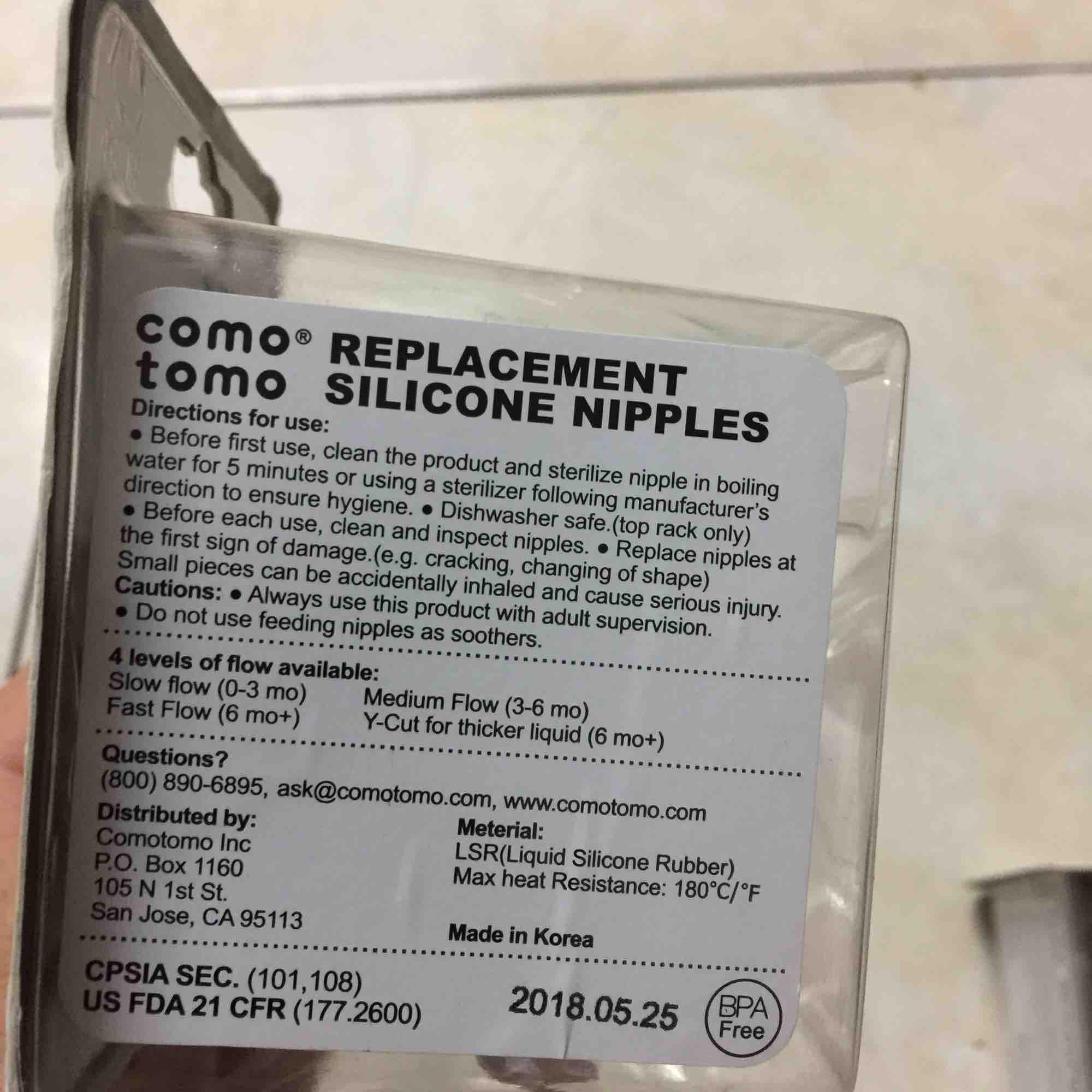 Hộp 2 núm ty thay thế 3 tia cho bình sữa comotomo