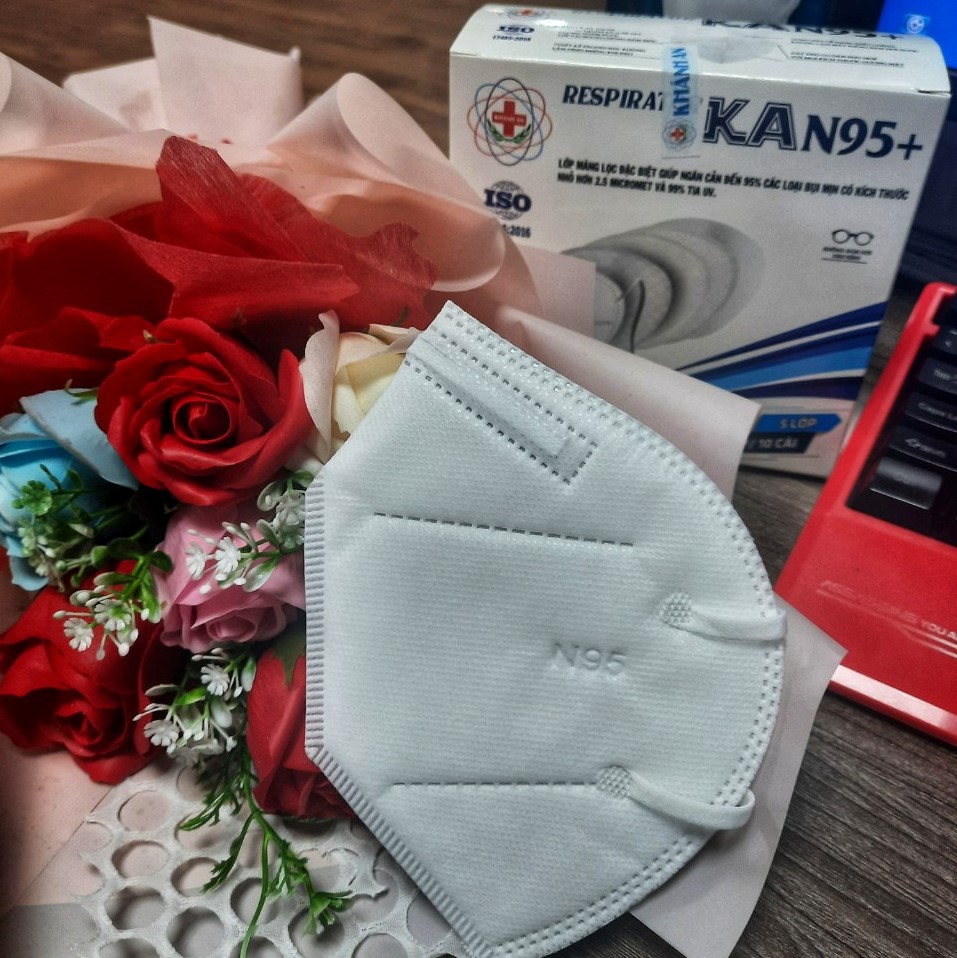 [Version plaited 2022] medical masks 5 layer day security Ka N95 + antibacterial membrane special filter helps prevent 95% fine dust less than 2.5 micrometer and 99% of UV rays, no Bam slightly into the glass