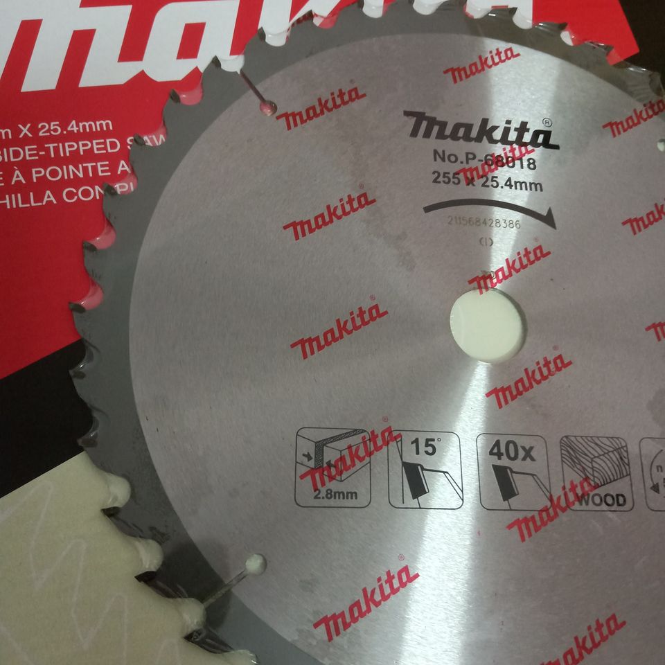 Lưỡi cưa gỗ Makita đường kính 255mm cốt 25.4 - 40 răng