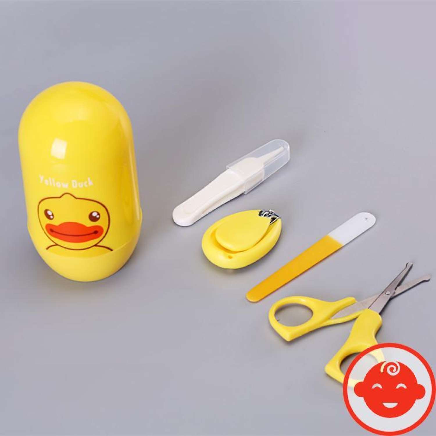 Bấm móng tay hình tròn 4 MÓN CAO CẤP chăm sóc cho bé yêu