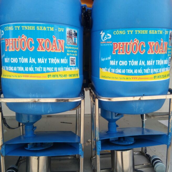 Máy cho tôm ăn phun từ bờ