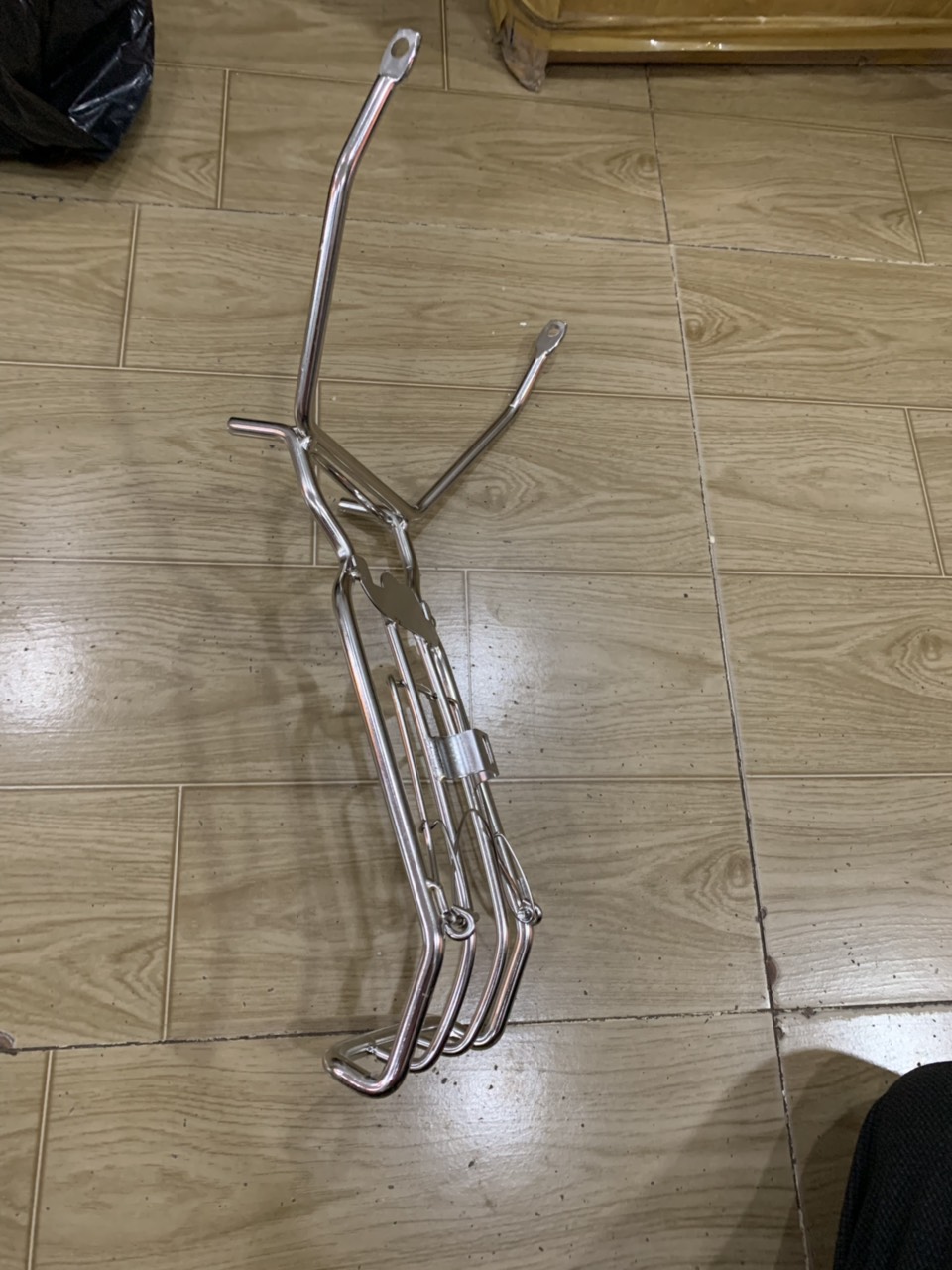 Ba ga giữa xe exciter đời 2010 inox 10 ly