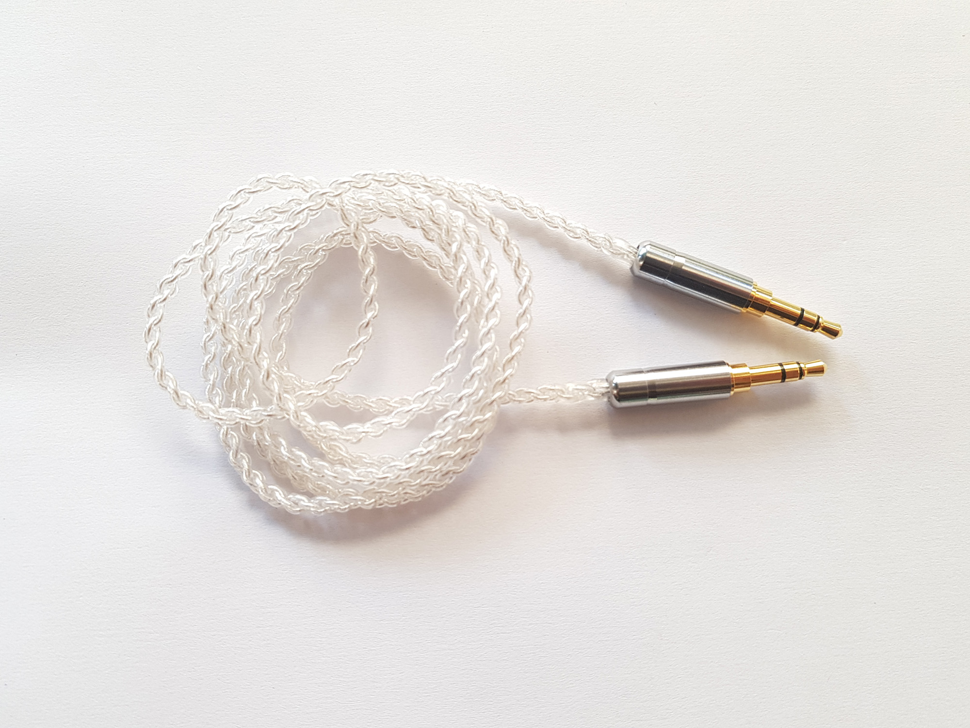Dây 2 đầu 3.5mm 4 lõi mạ bạc ( Cáp AUX ) chất lượng cao