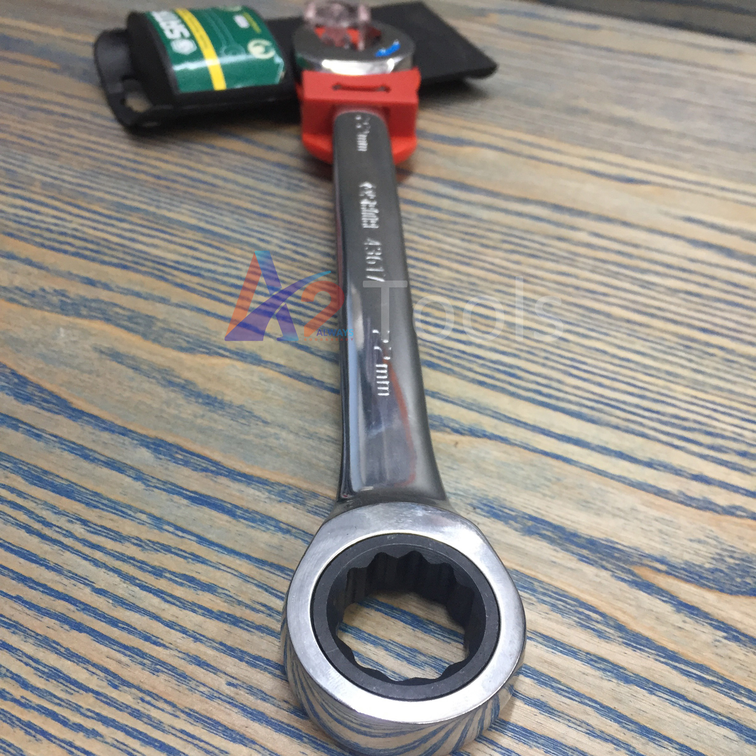 Cờ lê vòng miệng tự động 22mm Sata 43617