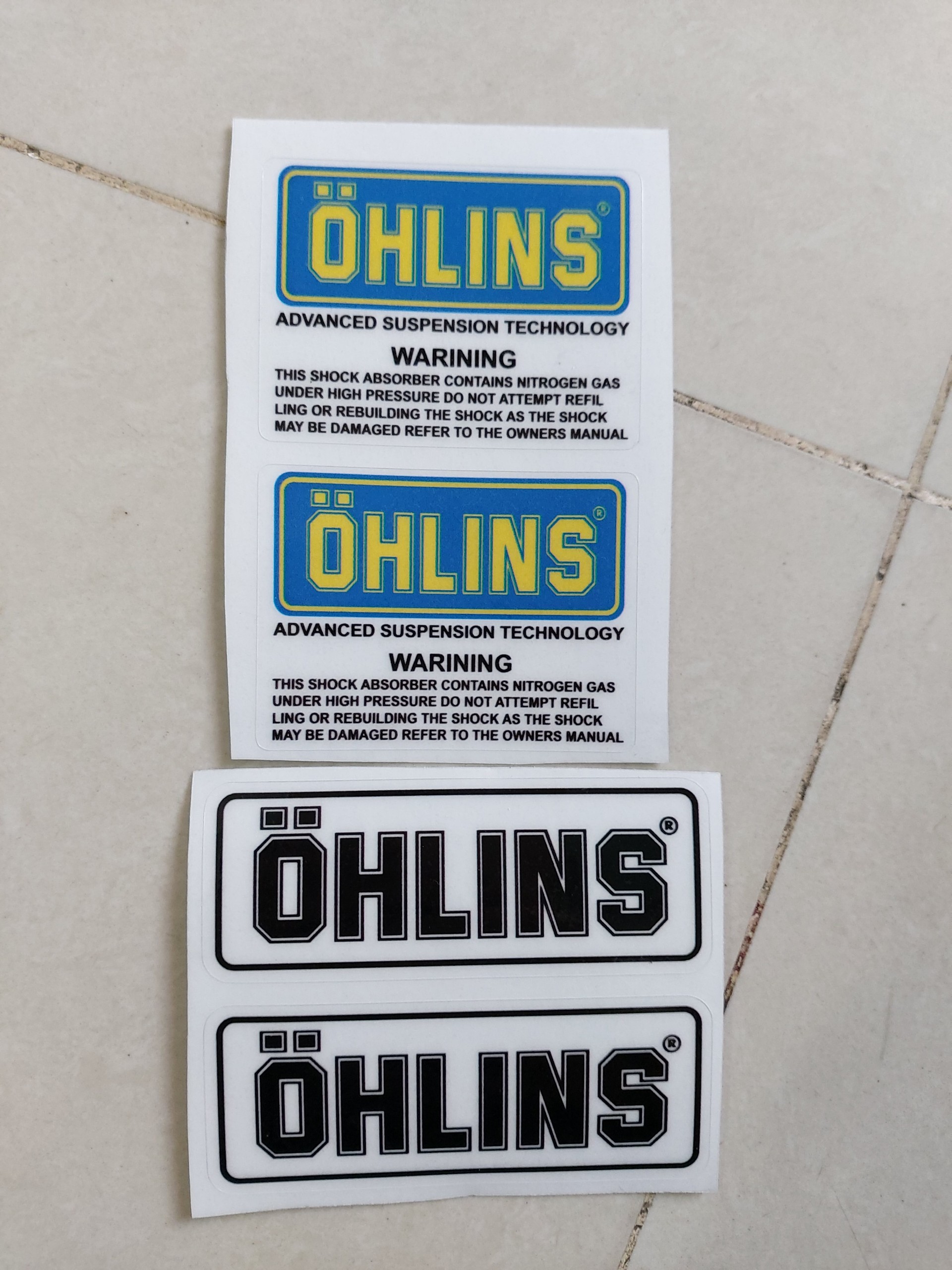 Tem dán chân phuộc và bình dầu in trong 1 bộ 4 cái như hình