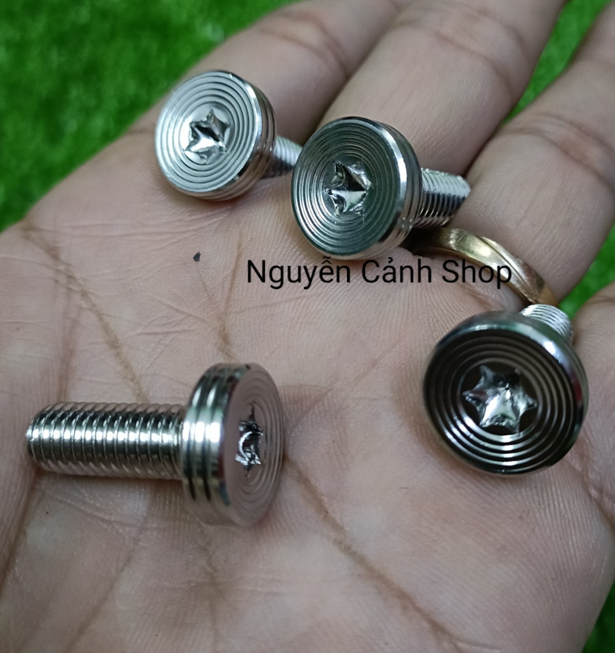 4 ốc 8x25 salaya inox 304 mẫu xoáy ốc đĩa xe máy