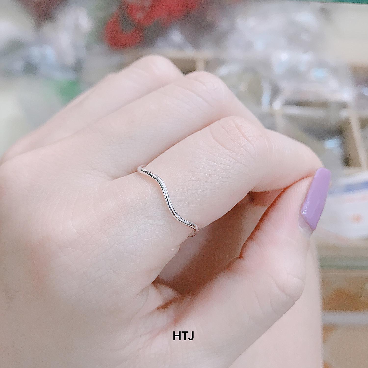 Nhẫn nữ mẫu mã mới dạng sóng bạc ta