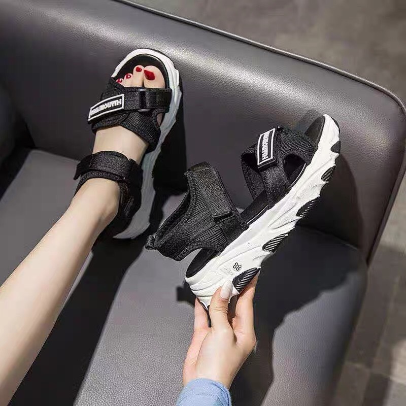 Sandal đế bánh mì siêu chất