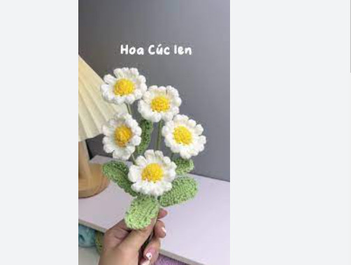 HOA CÚC HỌA MI BẰNG LEN