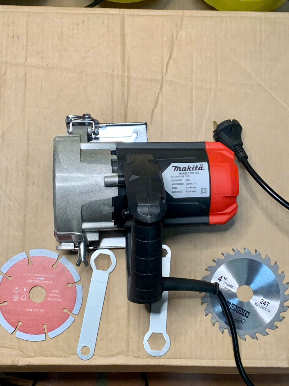 Máy cắt 45 độ makita,maktec lõi đồng ,máy cắt gạch ,gỗ tặng kèm lưỡi cưa