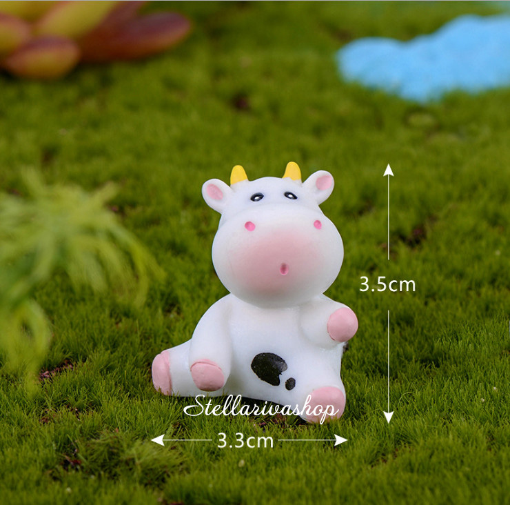 [HCM]Mô hình bò sữa bú bình dễ thương trang trí tiểu cảnh