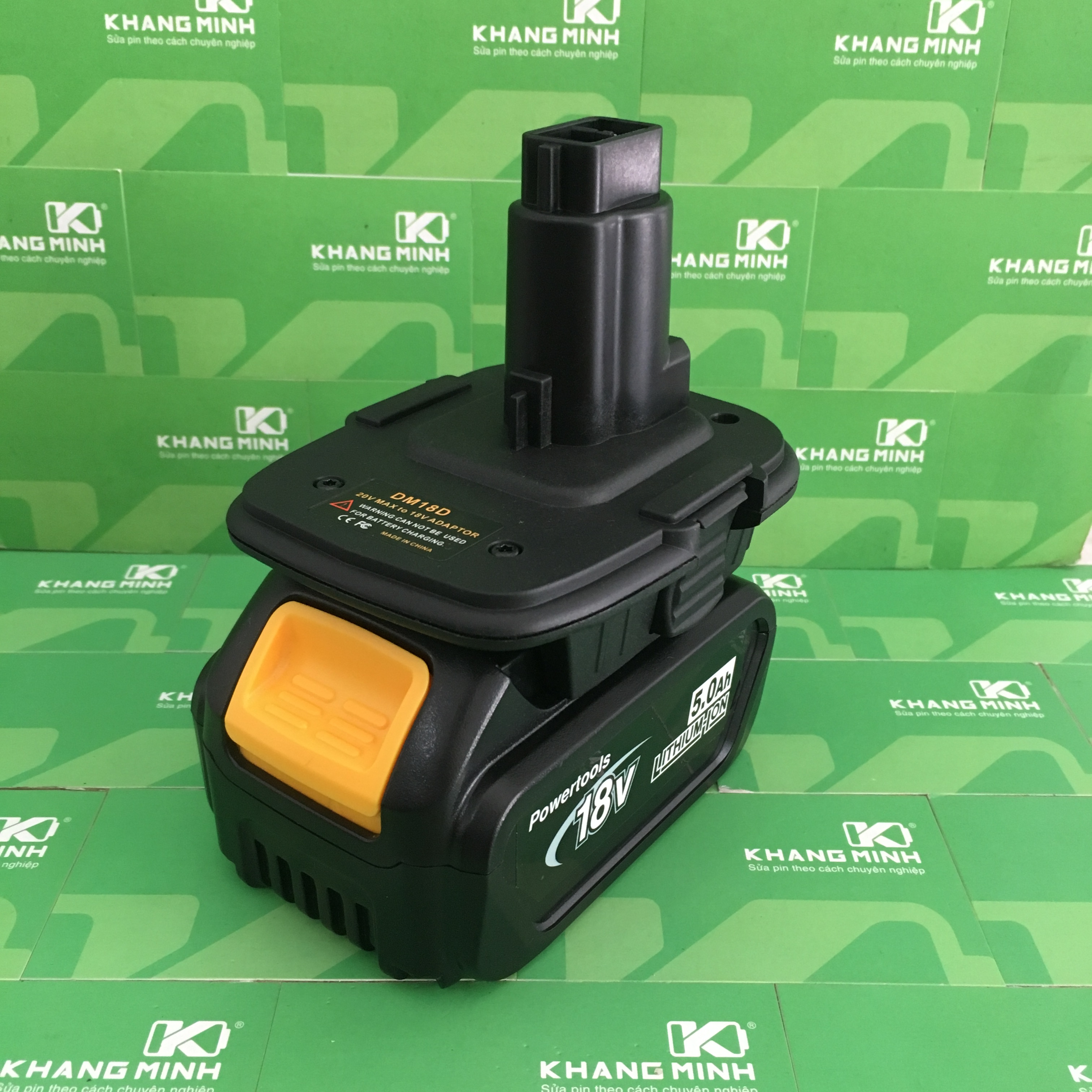 Đế chuyển pin Dewalt trượt 14.4V 20V sang pin dùng cho máy khác