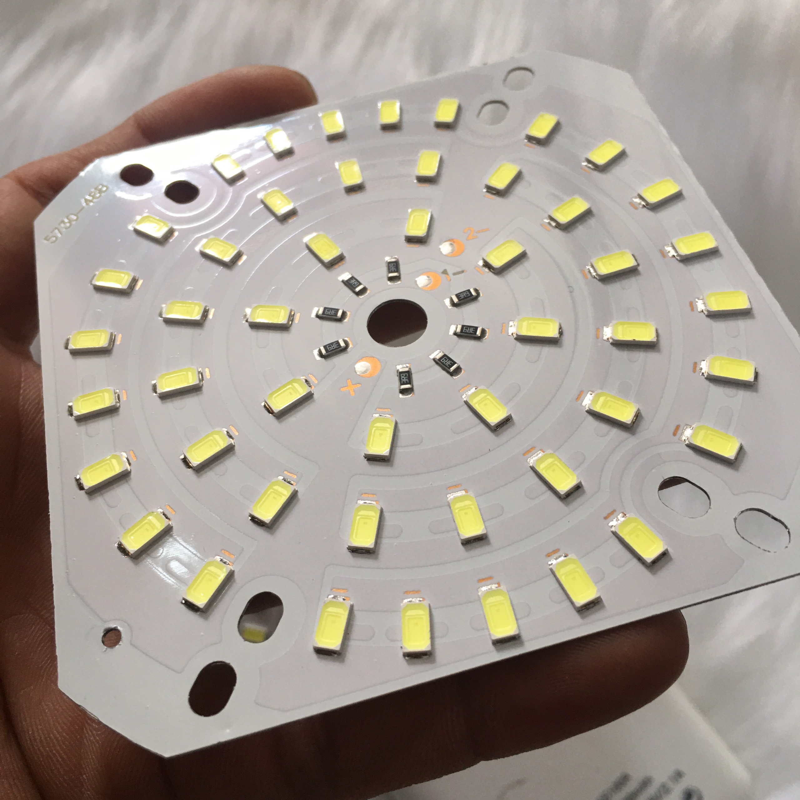 Chip LED 5V/10W ,24W, chip 5730 Siêu sáng đủ công suất