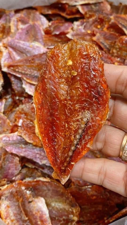 1 KG khô cá phèn thịt ngon-