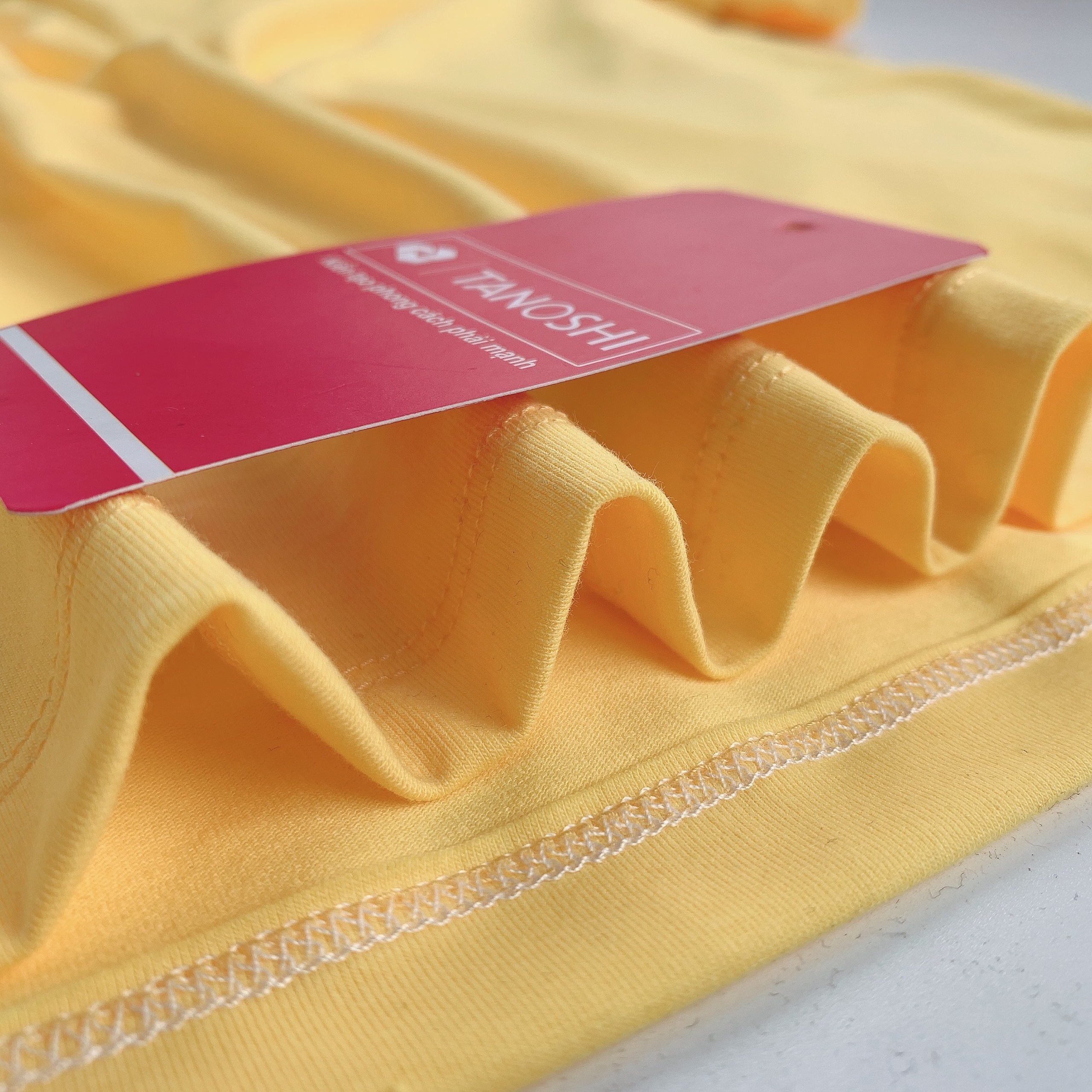 Áo phông trơn Unisex form rộng - APT01